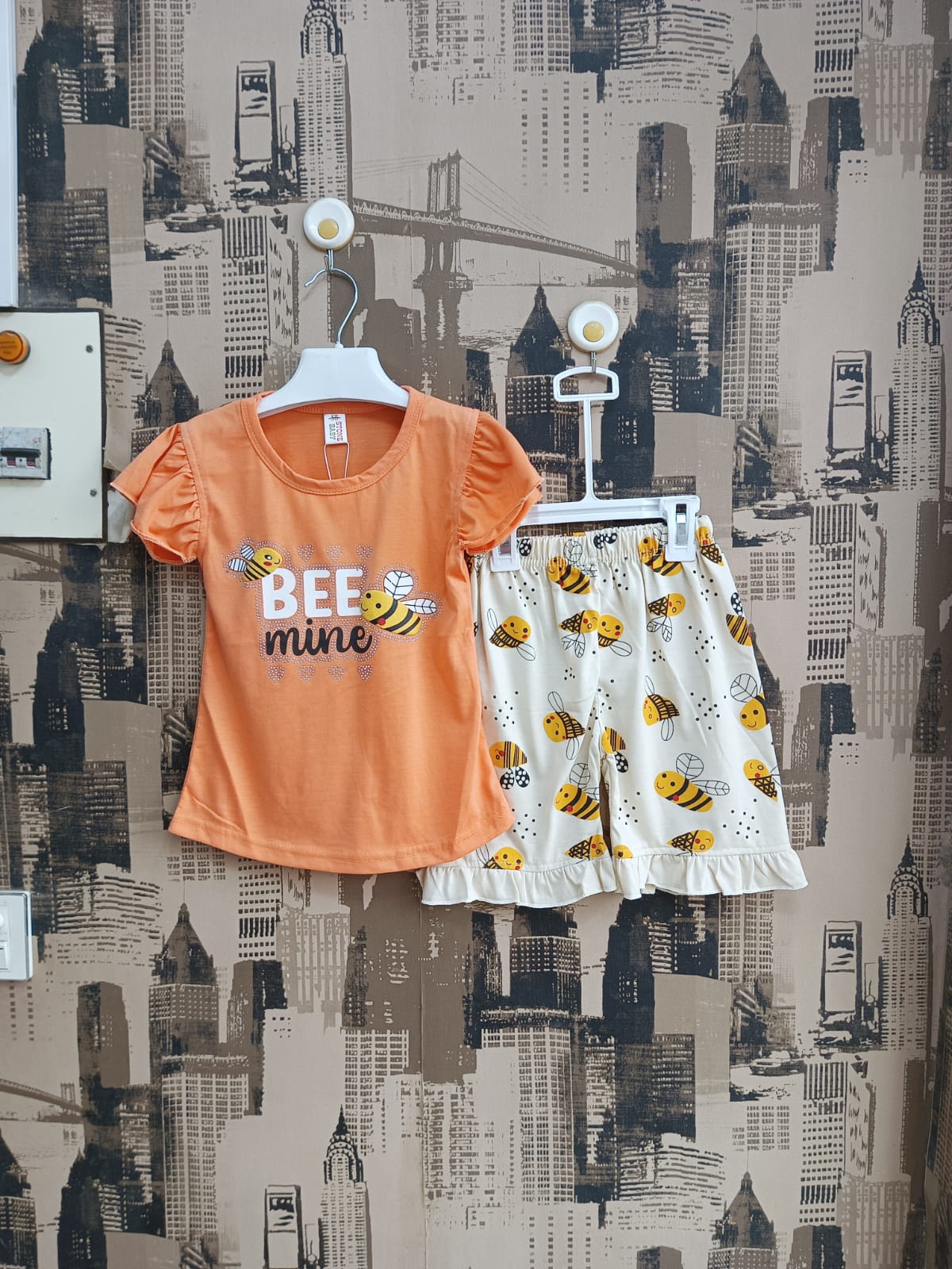 Girls Bee Mine Printed 2Pcs Suit